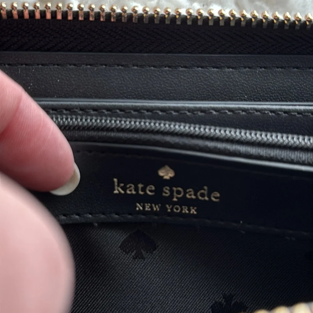 🆕 Kate‎ Spade Wallet